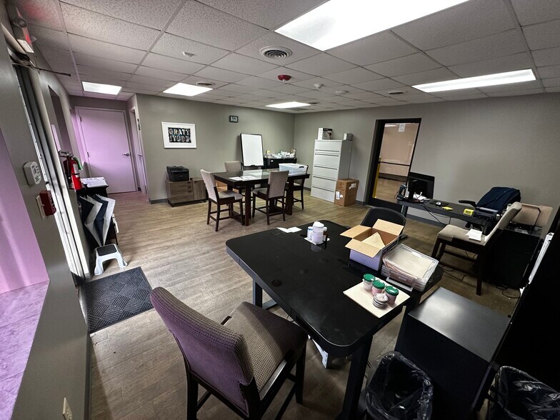 More Photos Of 1171 Us-25 Hwy, Travelers Rest Manufacturing For Sale