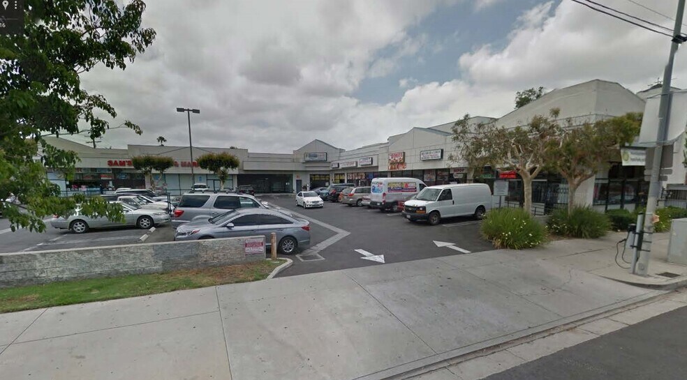 More Photos Of 15705-15717 Vanowen St, Van Nuys Unknown For Lease