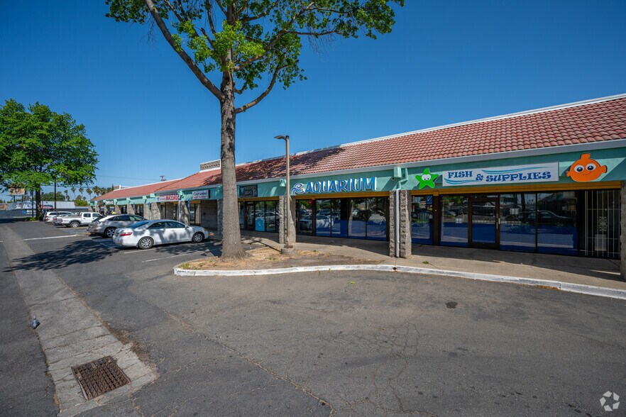 More Photos Of 6171-6175 Stockton Blvd, Sacramento Unknown For Lease