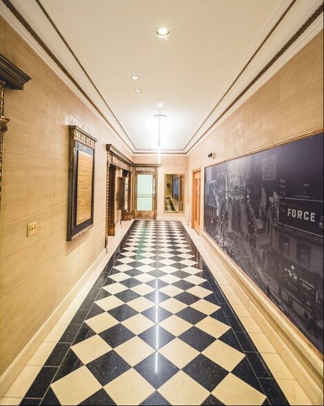 More Photos Of 350 Bay St, Toronto Office For Lease