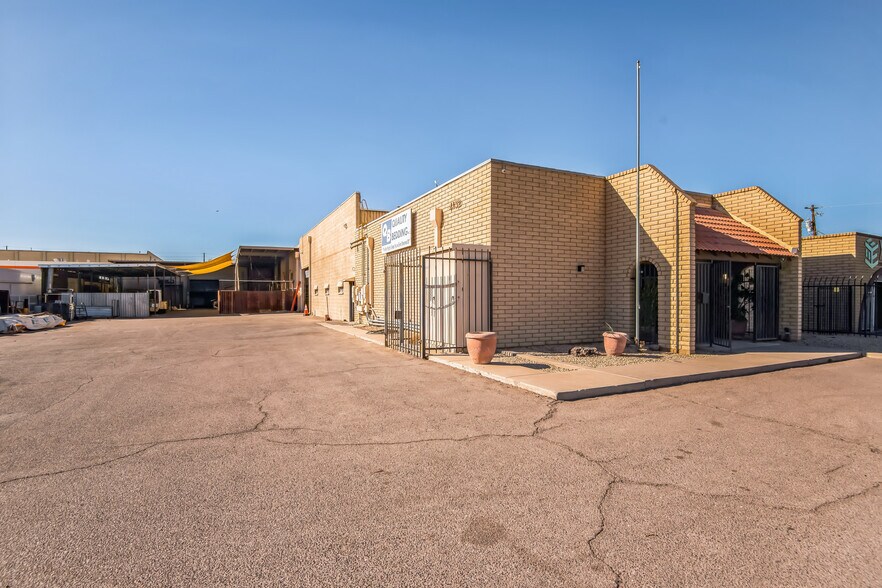 Primary Photo Of 4132 N 38th Dr, Phoenix Industrial For Sale