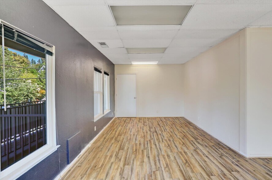 More Photos Of 231 E Main St, Grass Valley Office For Sale