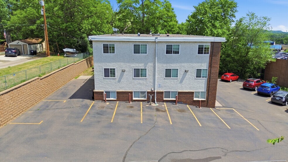 More Photos Of 105 Park St E, South Saint Paul Apartments For Sale