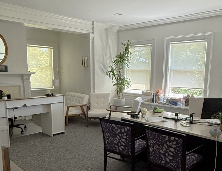 More Photos Of 715 Buchtel Ave, Akron Office For Sale