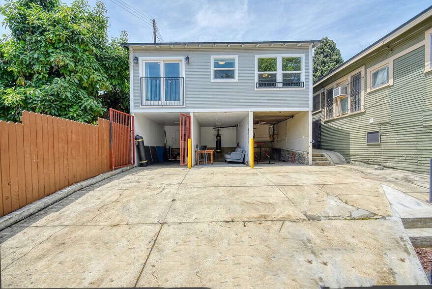 More Photos Of 1717-1721 Morton Ave, Los Angeles Apartments For Sale