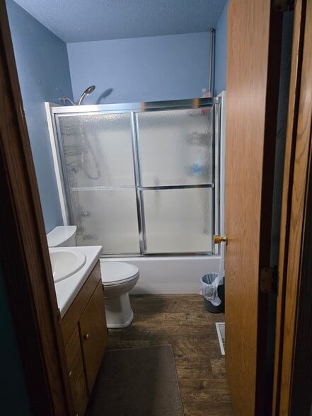 More Photos Of 300 Highway 7, Clara City Hotel For Sale