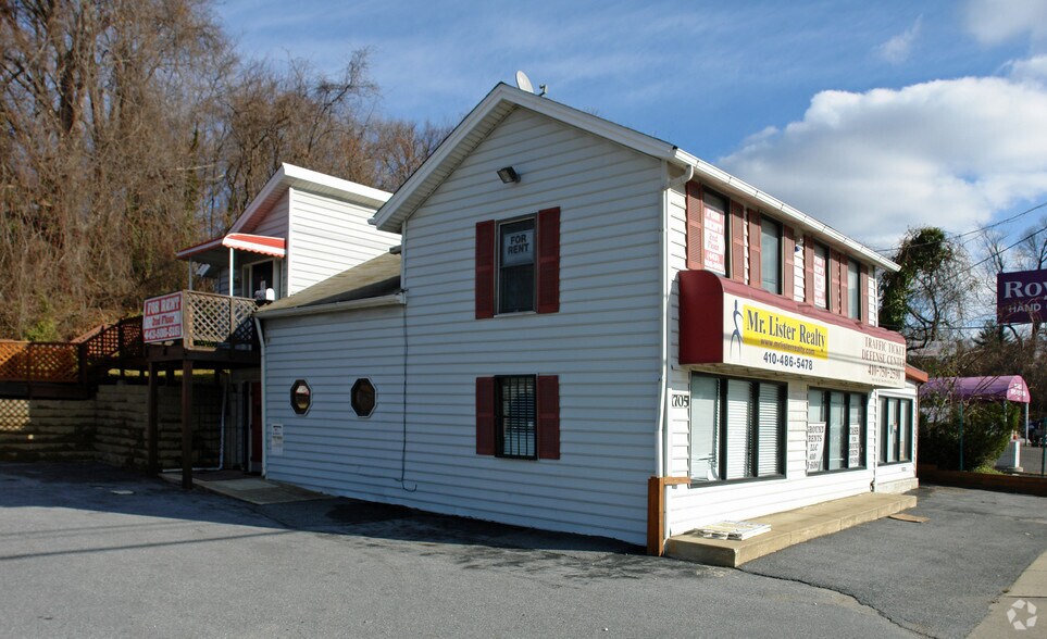 Primary Photo Of 1705 Reisterstown Rd, Pikesville Office For Lease