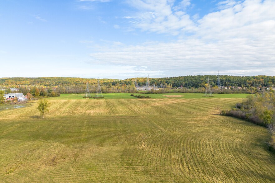 More Photos Of Vernon/Chemin Pink, Gatineau Land For Sale