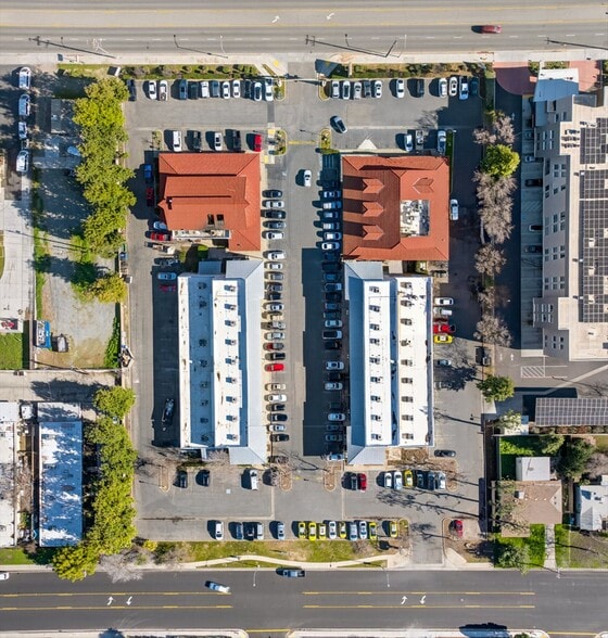 More Photos Of 1458-1468 Clovis Ave, Clovis Unknown For Lease