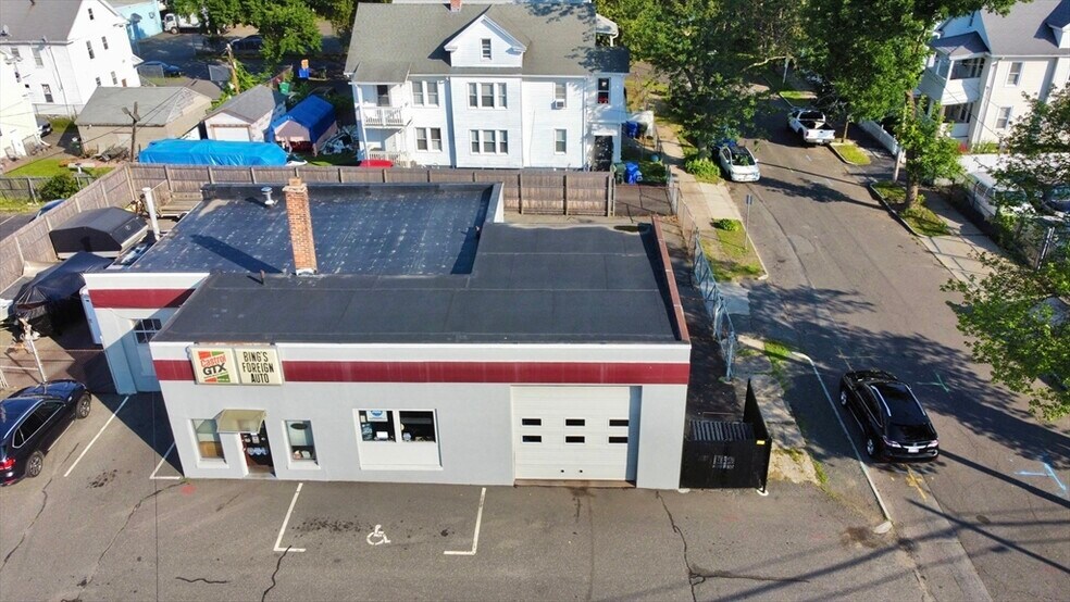 More Photos Of 512 Saint James Ave, Springfield Auto Repair For Sale