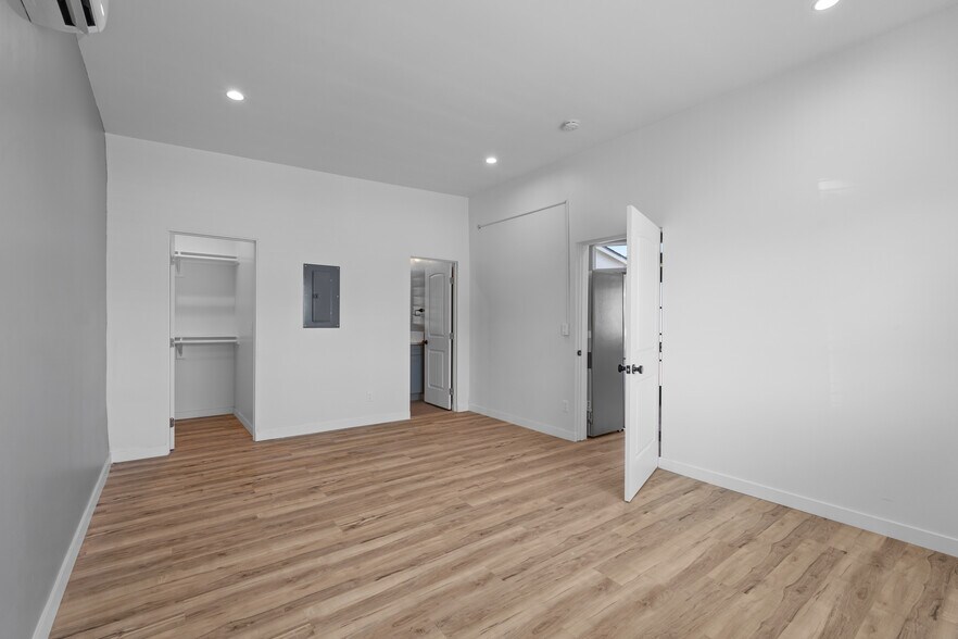 More Photos Of 1195 Georgia St, Imperial Beach Apartments For Sale