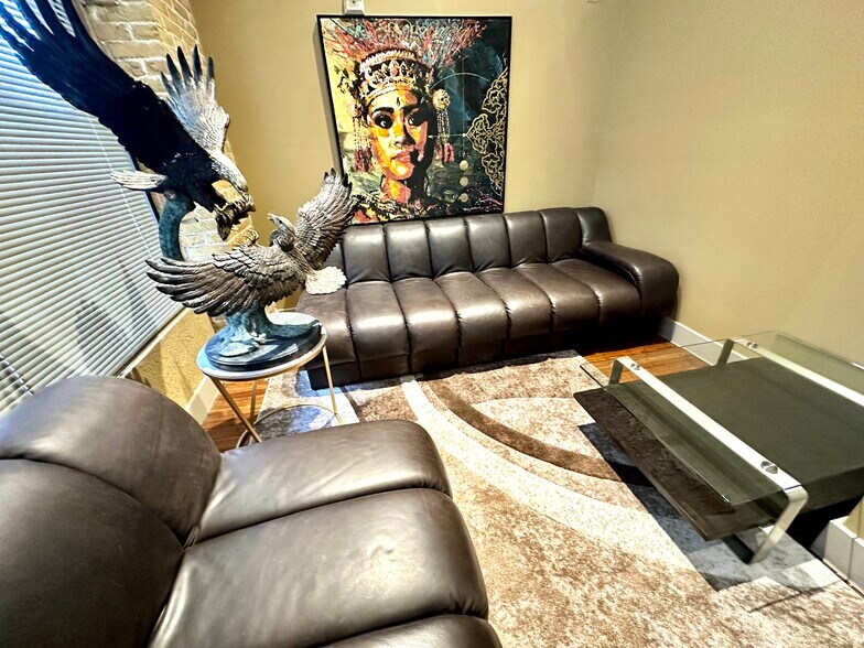 More Photos Of 321 S Flores St, San Antonio Coworking Space