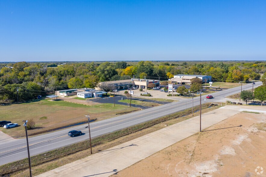 More Photos Of 111 Highway 205, Terrell Freestanding For Lease