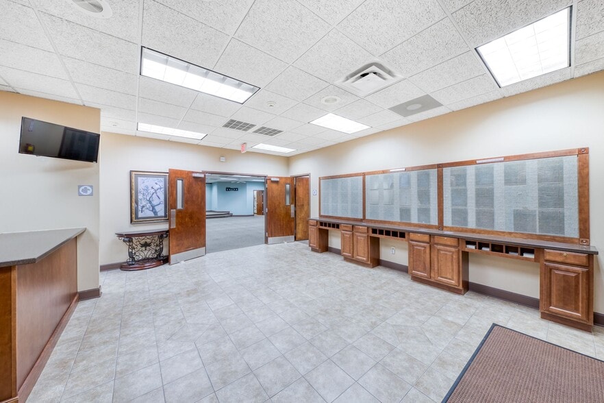 More Photos Of 1184 Davis Pl NW, Atlanta Religious Facility For Sale