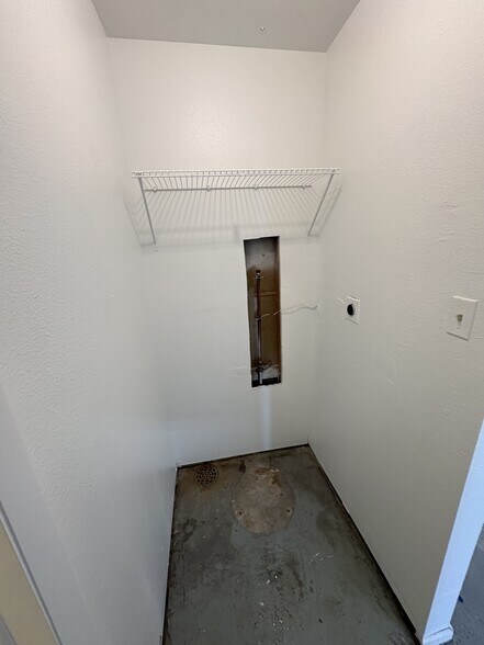 More Photos Of 5634-5636 Newland Way, Arvada Industrial For Sale