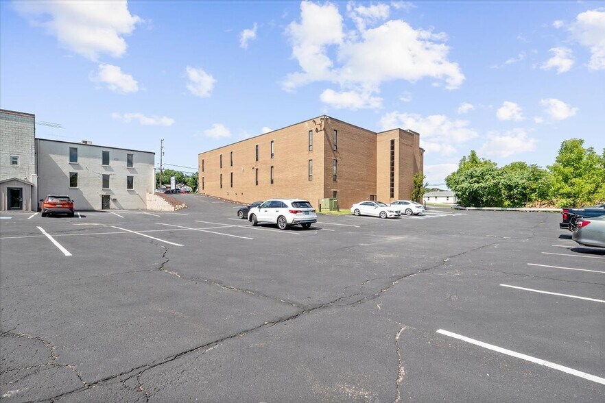 More Photos Of 3578 Brodhead Rd, Monaca Unknown For Lease