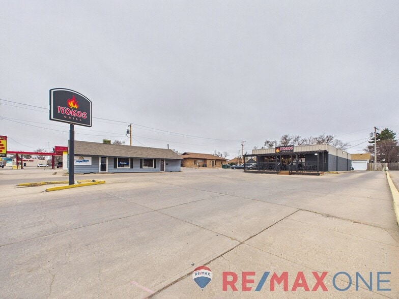 Primary Photo Of 108 W Kansas Ave, Garden City Office For Sale