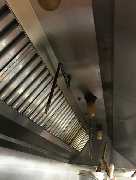 More Photos Of 2360 Pulaski Hwy, North East Restaurant For Sale