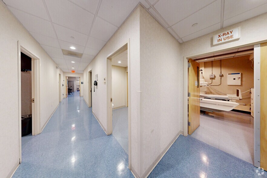 More Photos Of 555 Kinderkamack Rd, Oradell Medical For Sale