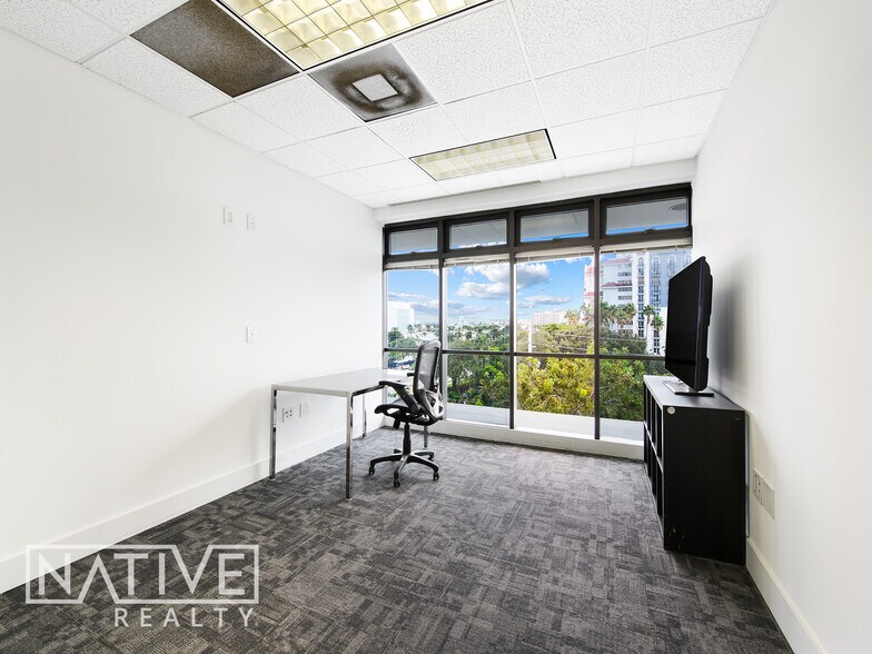More Photos Of 910 SE 17th St, Fort Lauderdale Office For Lease
