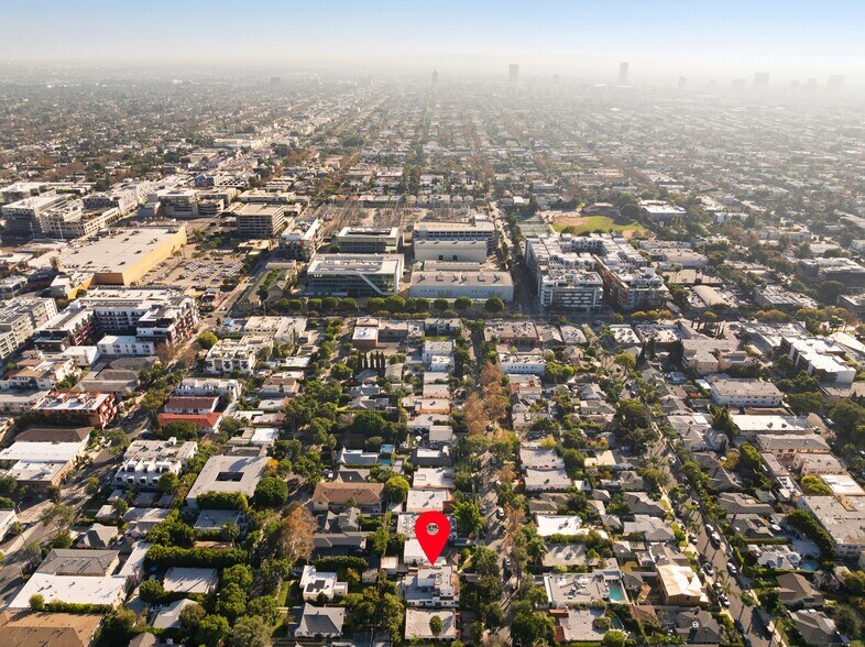 More Photos Of 1208 Poinsettia Dr, West Hollywood Apartments For Sale