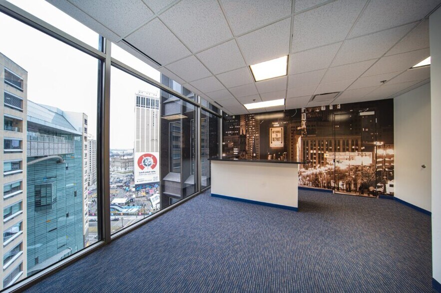 More Photos Of 1001 Woodward Ave, Detroit Office For Lease