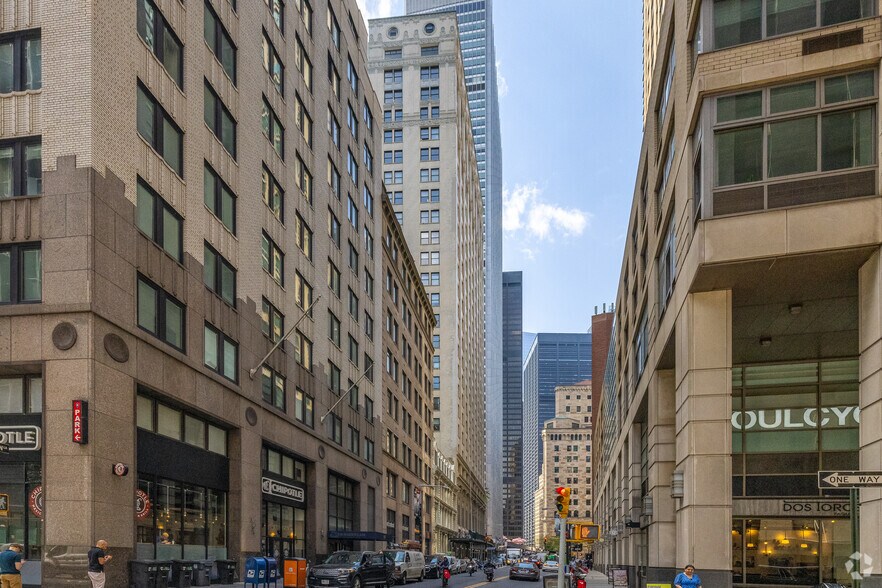 More Photos Of 80 Maiden Ln, New York Office For Lease