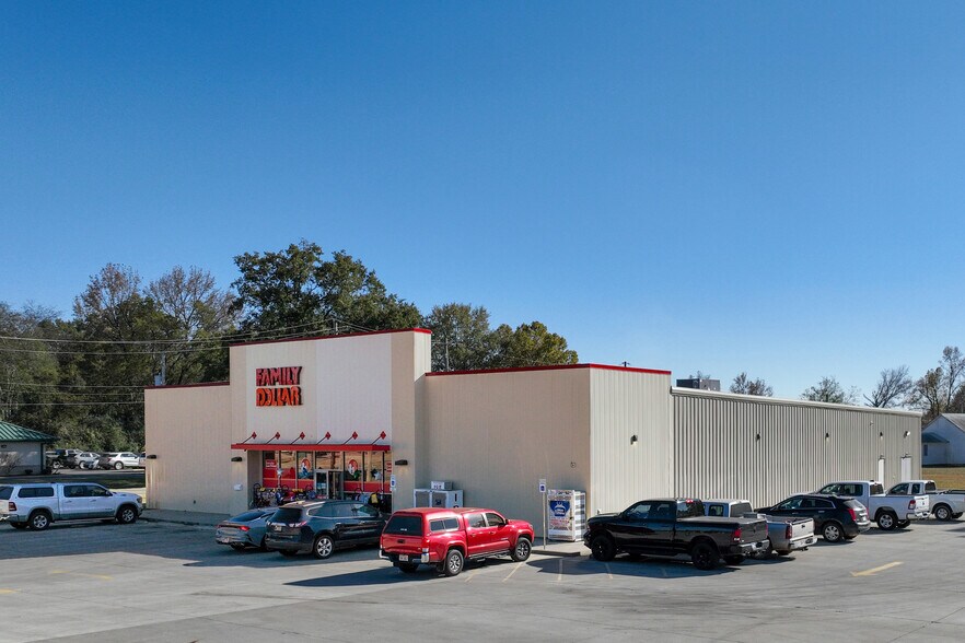 Primary Photo Of 306 E 13th St, Murfreesboro General Retail For Sale