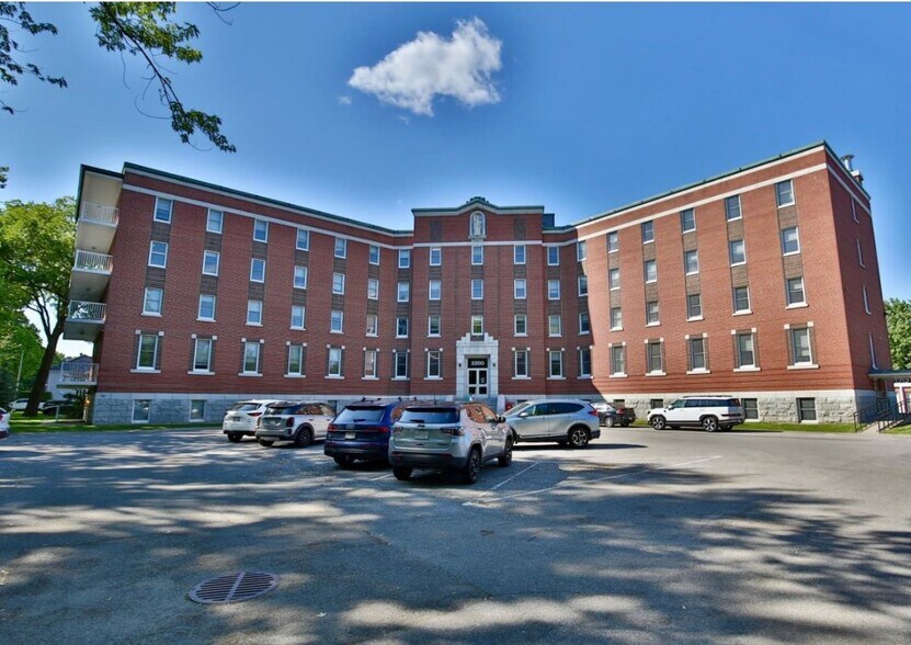 Primary Photo Of 2200 Av Pratte, Saint-hyacinthe Office For Lease