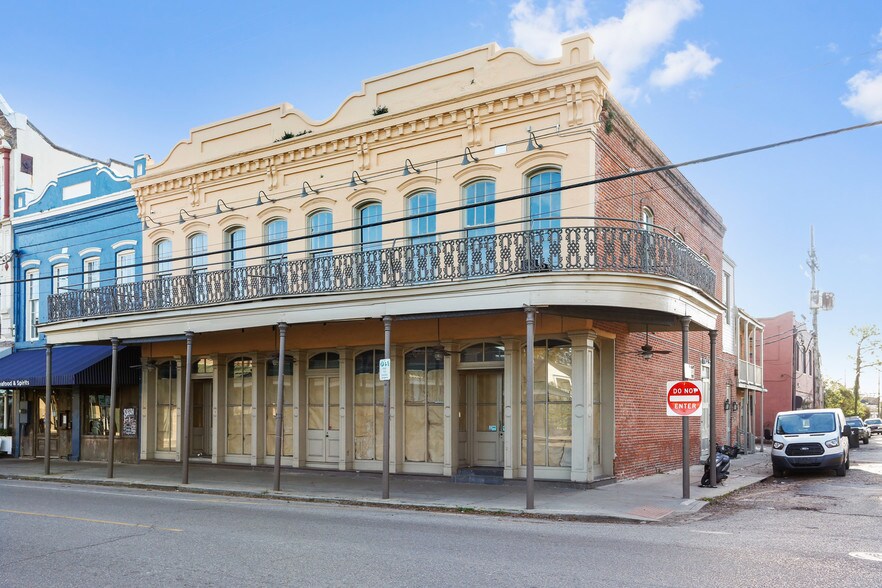 More Photos Of 3226 Magazine St, New Orleans Restaurant For Sale