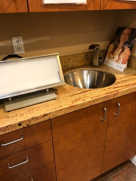 More Photos Of 19665 Valley Blvd, Walnut Medical For Sale