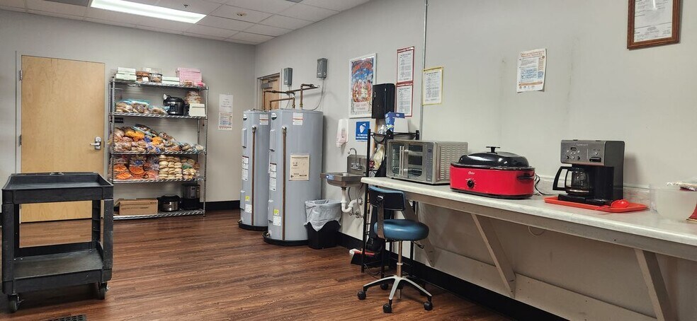 More Photos Of 2200 N Palafox St, Pensacola Medical For Sale