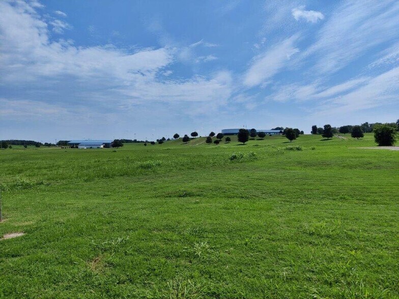 More Photos Of 905 Airport Parkway, Tahlequah Land For Sale