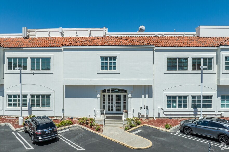 More Photos Of 23120 Alicia Pky, Mission Viejo Medical For Lease