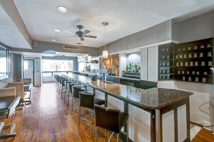 More Photos Of 15 E Centre St, Baltimore Bar For Sale
