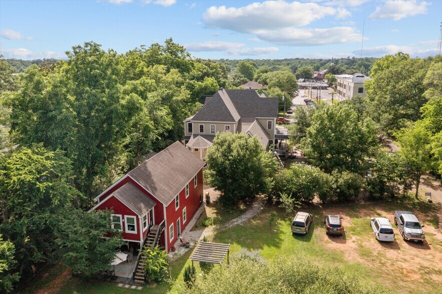 Primary Photo Of 310 N Mound St, Nacogdoches Flex For Sale