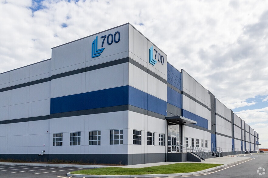 More Photos Of 700 Linden Logistics Way, Linden Distribution For Lease