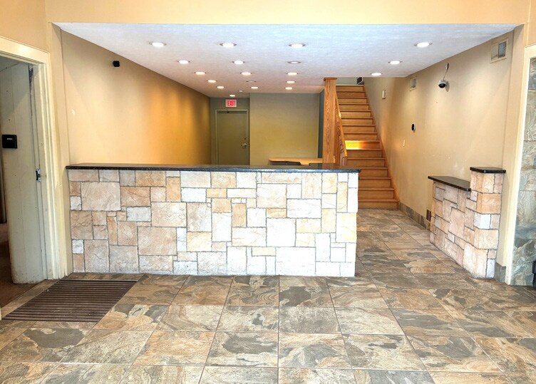More Photos Of 1249 Lehigh Station Rd, Henrietta Warehouse For Lease