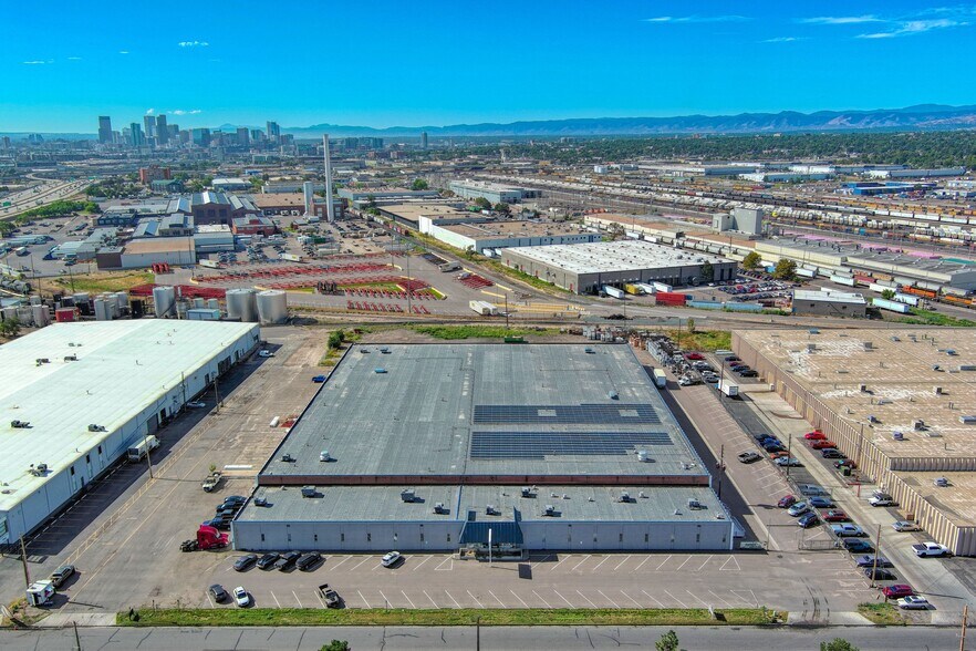 More Photos Of 500 W 53rd Pl, Denver Warehouse For Sale