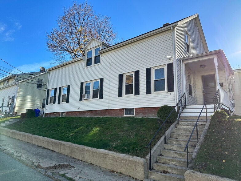More Photos Of 1 Greystone Ave, North Providence Apartments For Sale