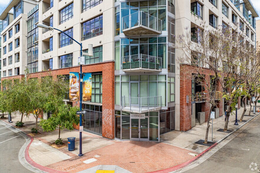 More Photos Of 1051 Market St, San Diego Apartments For Lease