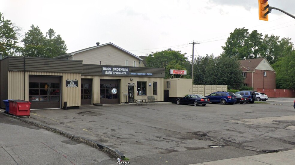 Primary Photo Of 1380 Wellington St W, Ottawa Auto Repair For Sale