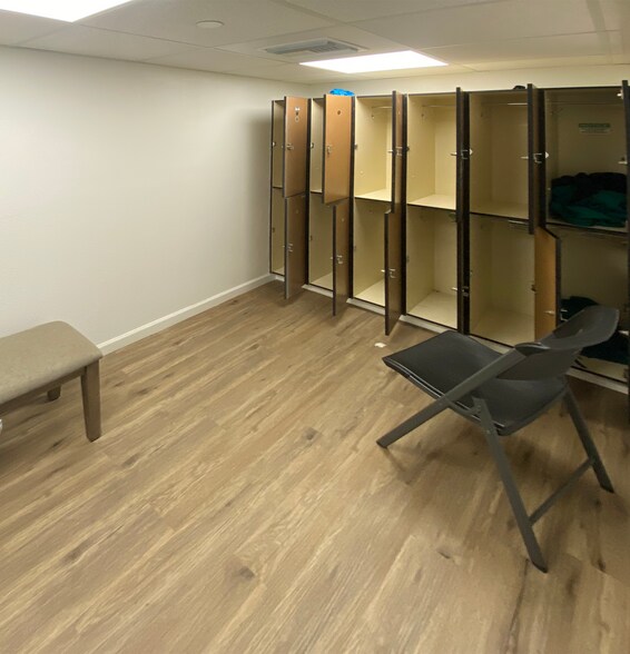 More Photos Of 2985 W Whitton Ave, Phoenix Warehouse For Sale