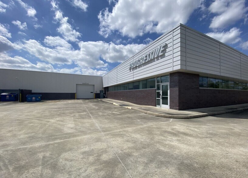 More Photos Of 4415 American Way, Baton Rouge Flex For Sale