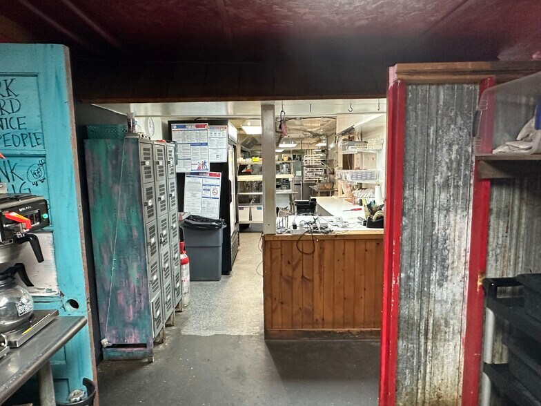 More Photos Of 824 Cherry Log, Cherry Log Winery Vineyard For Sale