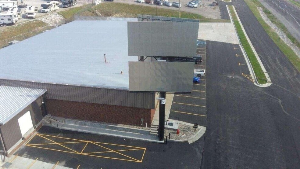 More Photos Of 236 E Cumberland Gap Pkwy, Corbin Storefront Retail Office For Lease