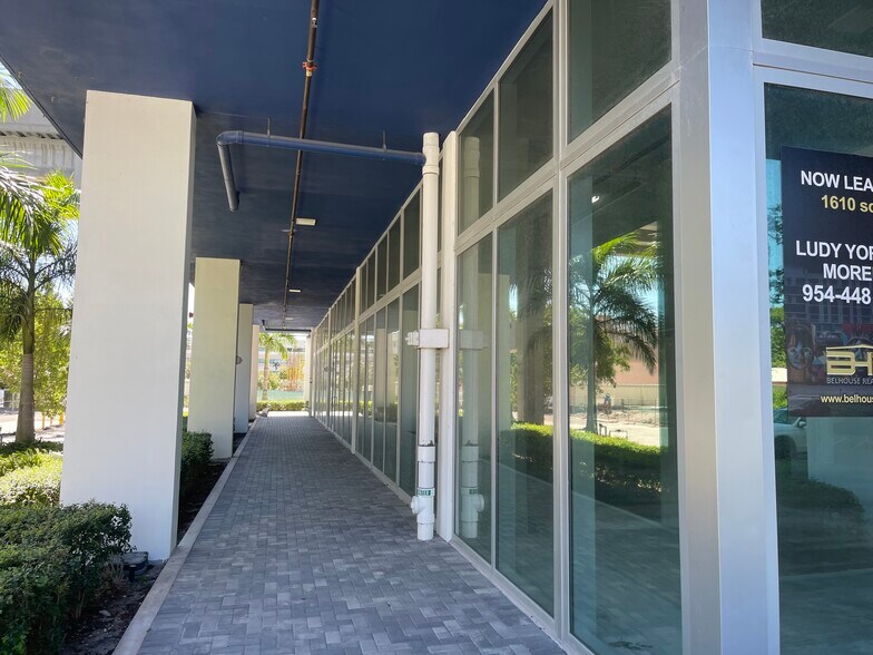 More Photos Of 2820 NE 214th St, Aventura Loft Creative Space For Sale