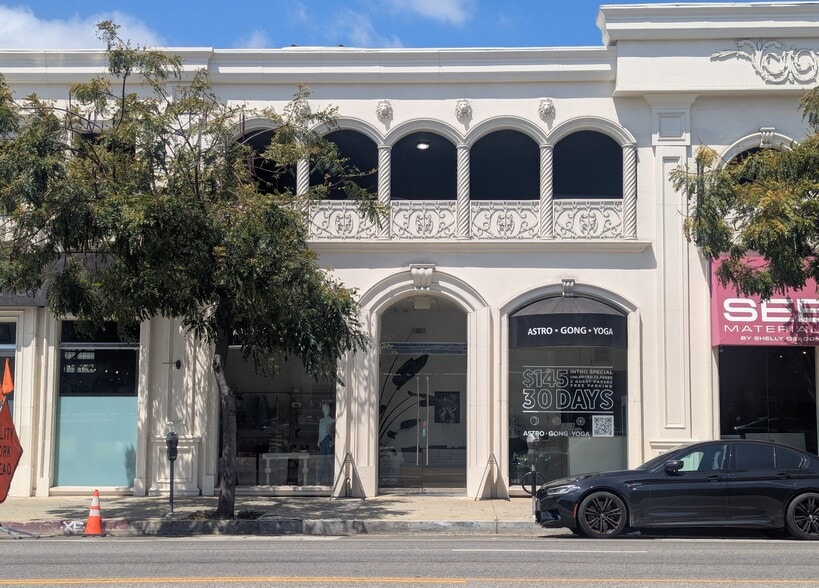 Primary Photo Of 145 N La Brea Ave, Los Angeles Storefront Retail Office For Lease