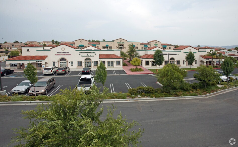 More Photos Of 40690 California Oaks Rd, Murrieta Medical For Lease