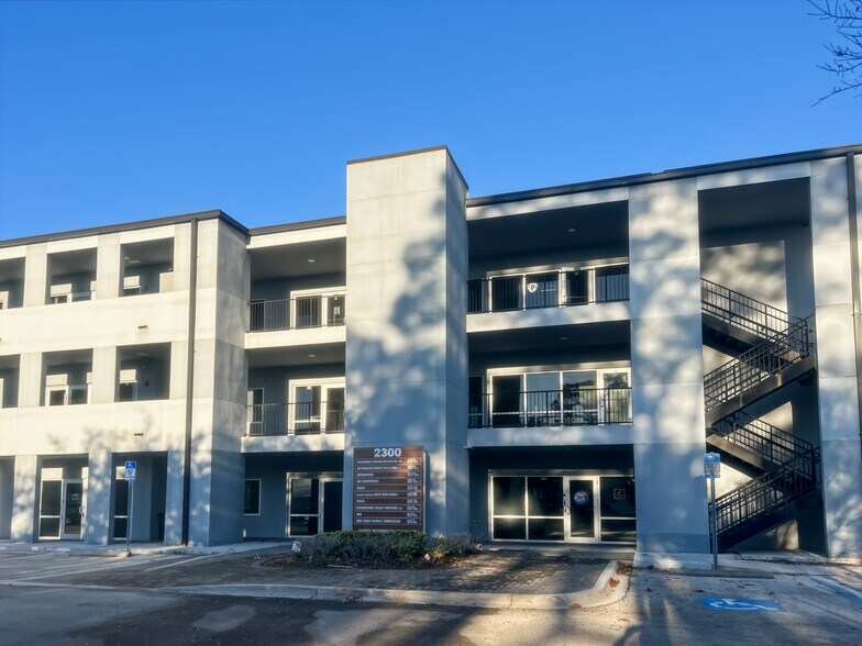 More Photos Of 2300 Marsh Point Rd, Neptune Beach Coworking Space